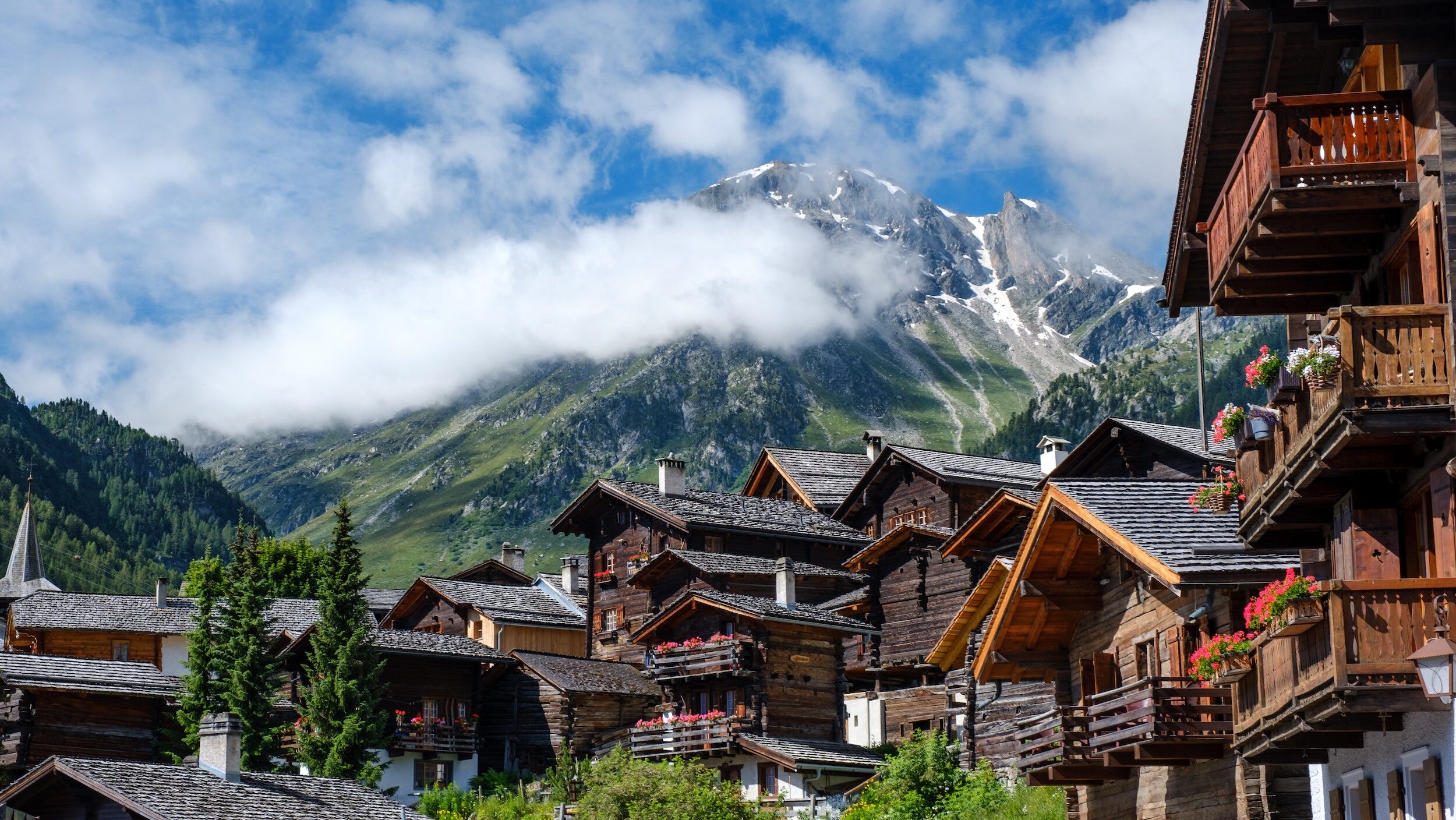 Swiss Alpine village – UK to Switzerland removals