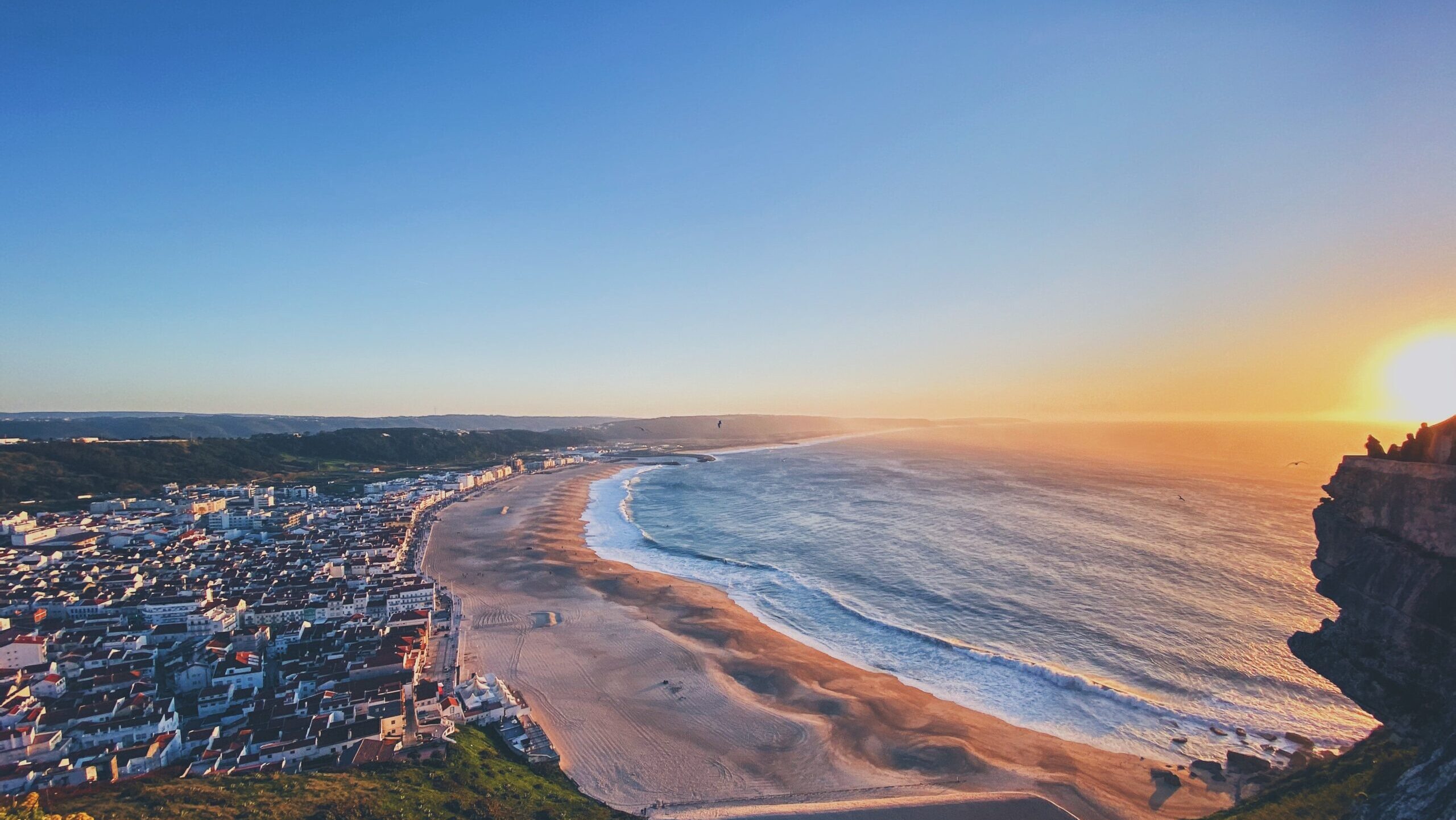International removals from the UK to Portugal